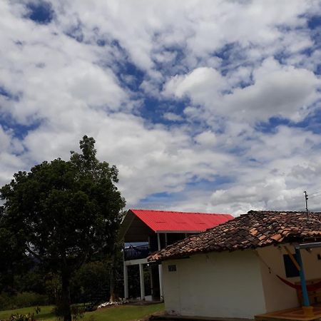 Finca El Manantial Hotel San Agustin Exterior photo